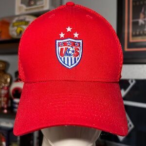 New Era US Soccer Hat with the 3 stars on it Color Red Size Medium / Large